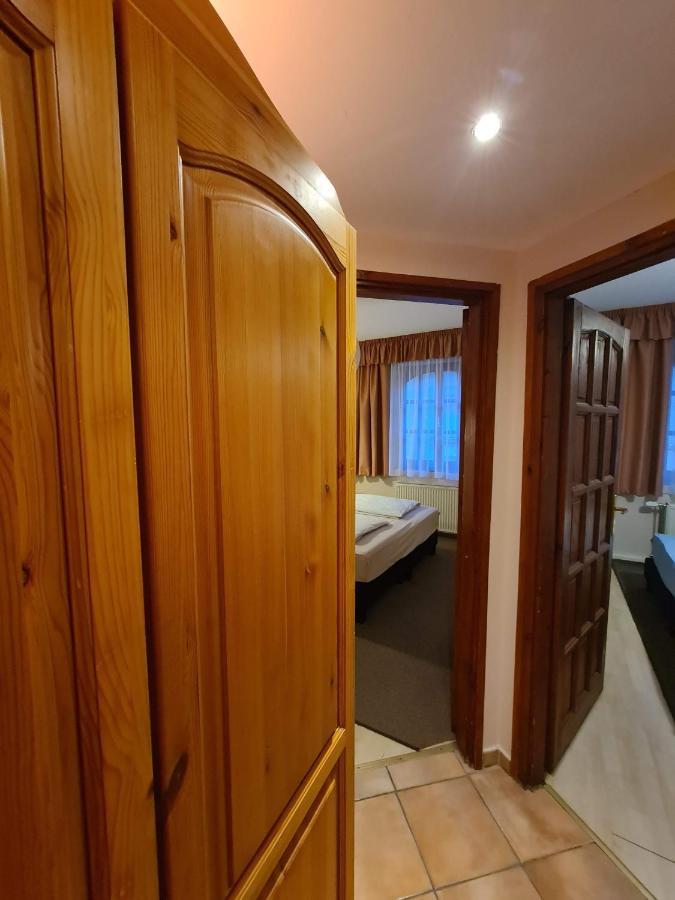 미슈콜츠 Palantir Panzio B&B 외부 사진
