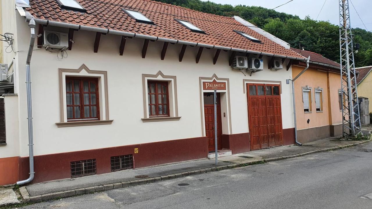 미슈콜츠 Palantir Panzio B&B 외부 사진