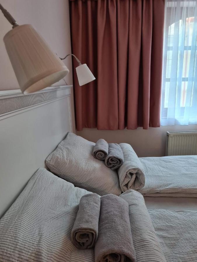 미슈콜츠 Palantir Panzio B&B 외부 사진